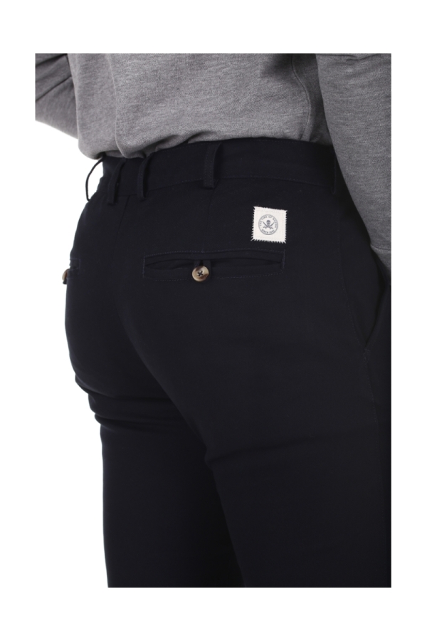 Pantalon Chino Hombre The Time Of Bocha QV1PCHINO Az.Noche