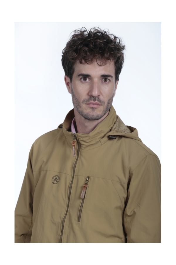 Cortaviento Army Hombre The Time Of Bocha QI1PARMY Beige