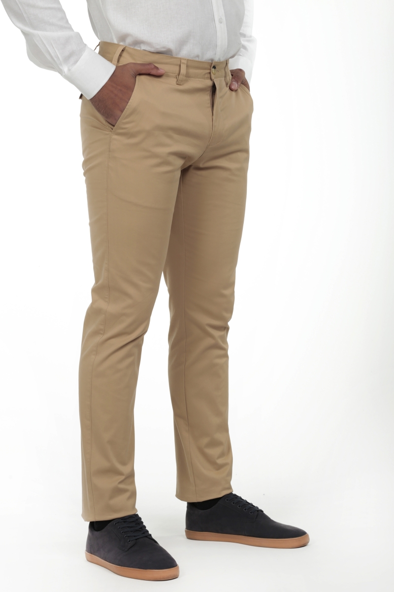 Pantalon Chino Hombre The Time Of Bocha RV1PCHINO Camel