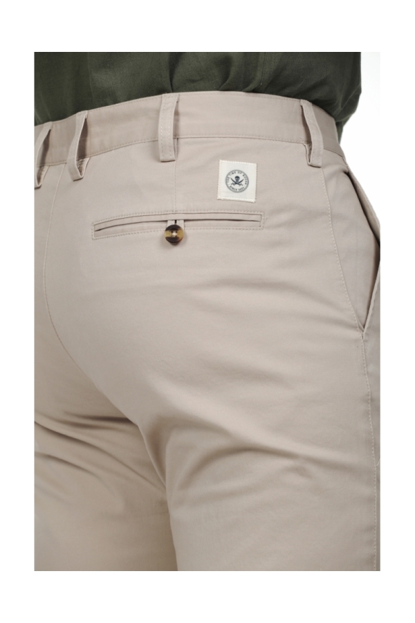 Pantalon Chino Hombre The Time Of Bocha RV1PCHINO Piedra