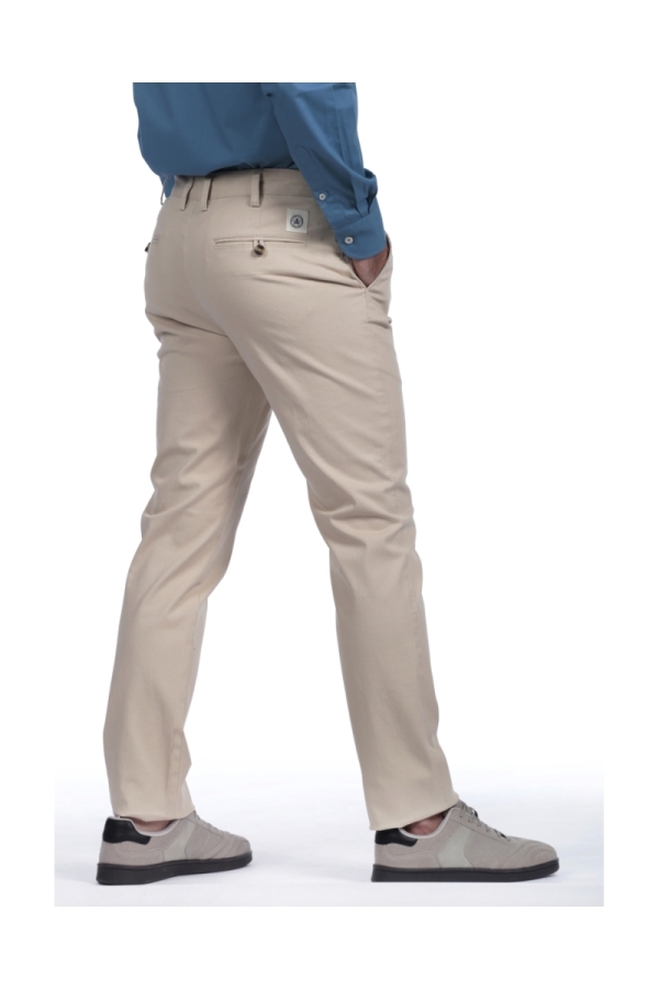 Pantalon Chino Hombre The Time Of Bocha RV1PCHINO Beige